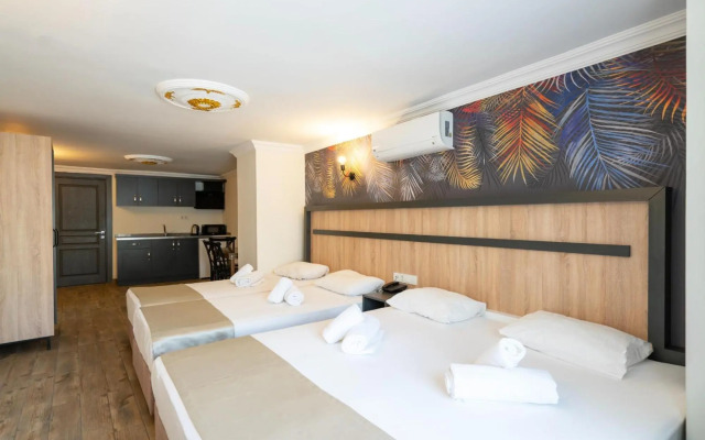 Piyes Otel