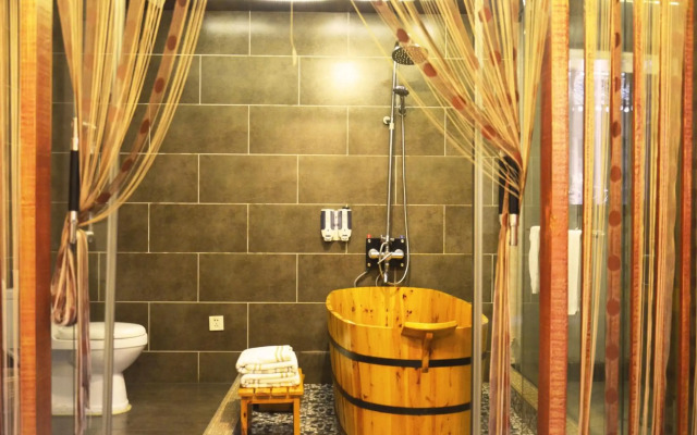 Shaoxing Luxun Native Place Youth Hostel
