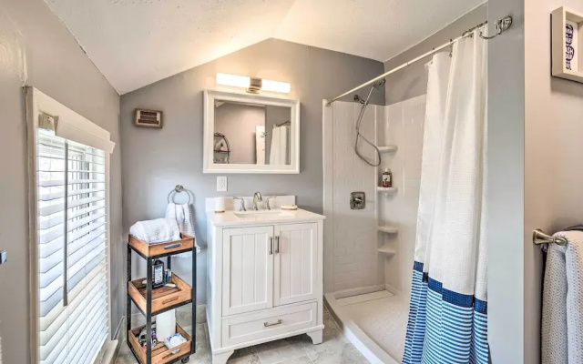 Walk to Parks & Dining: Cozy Canandaigua Home!