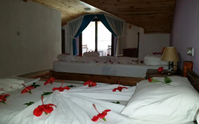 Hotel Riverside