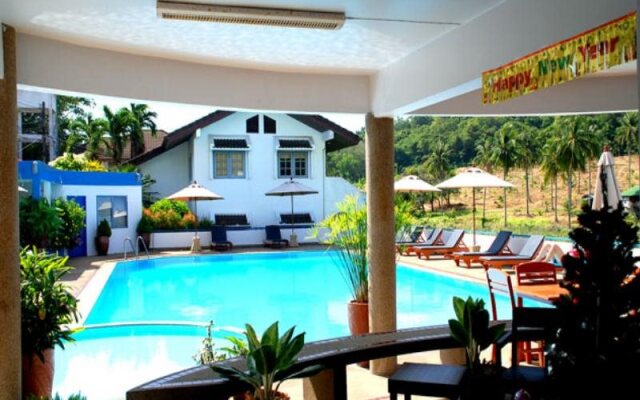 Nai Harn Villa
