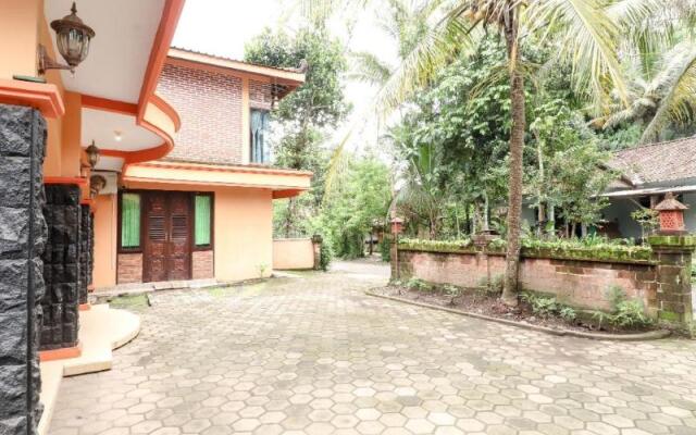 Nurudin House By Zuzu