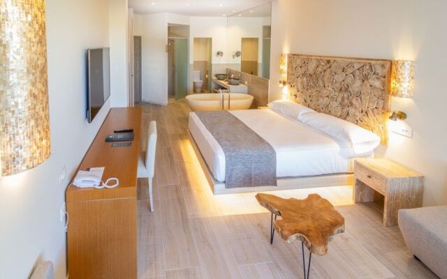 Hotel Zahara Beach by Q Hotels