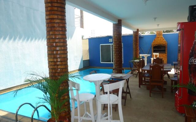 Villa Das Oliveiras Pousada & Petiscaria