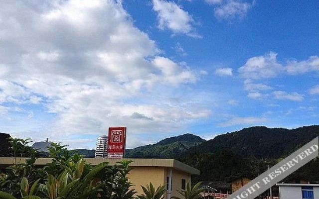 Tulou Yunshuiyao Jianjia Inn