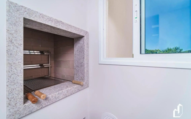 Apartamento com 02 dormitórios