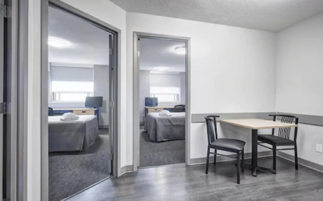 Seneca Residence & Conference Centre - Newnham