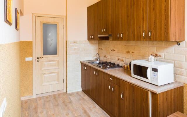 Apartment on Lesya Kurbasa 7