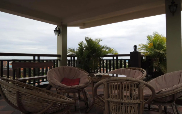 Seng Hout Hotel