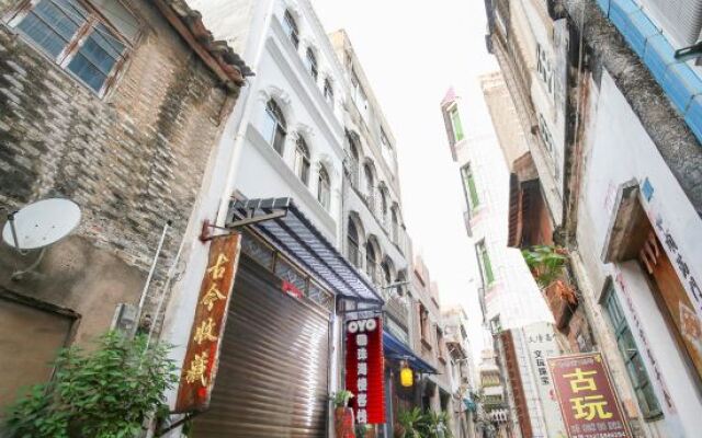 Zhuhailou Hostel