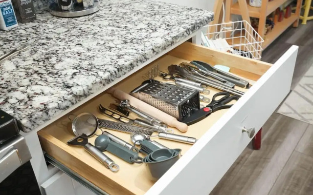 Rare Find Sleeps 13 Family Fun