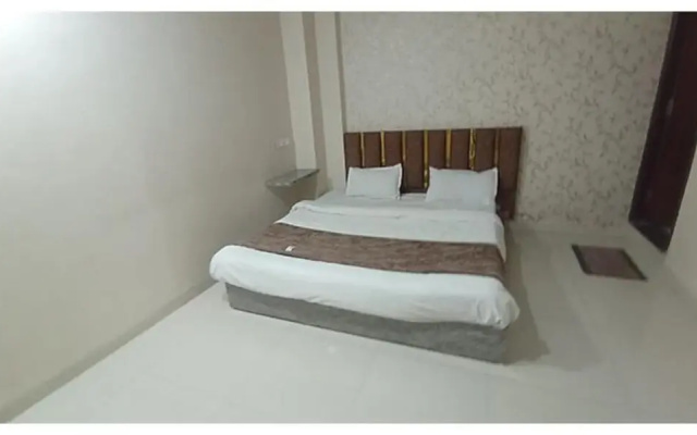 Fabhotel Elite Inn I