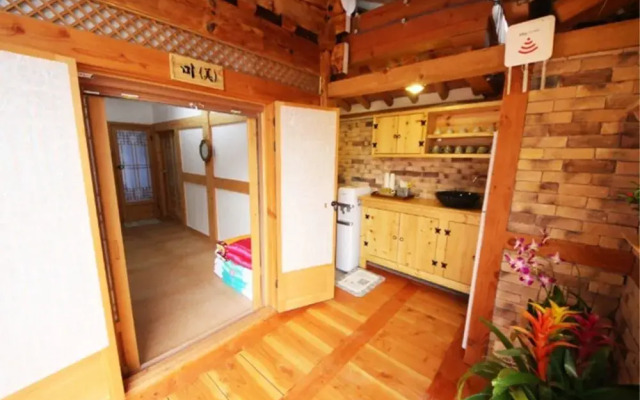 Gawondang Guest House