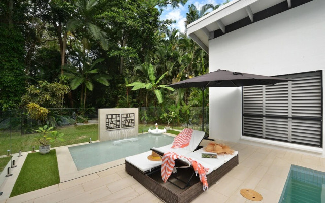 Pavilions in the Palms