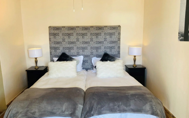 Mimosa Lodge