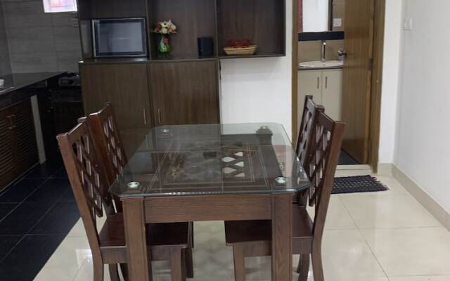 Captivating 2-bed Apartment in Dhaka