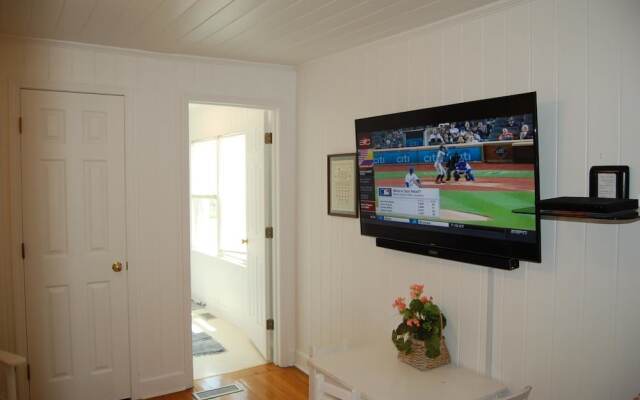E-Z Does It - 7 Br Home
