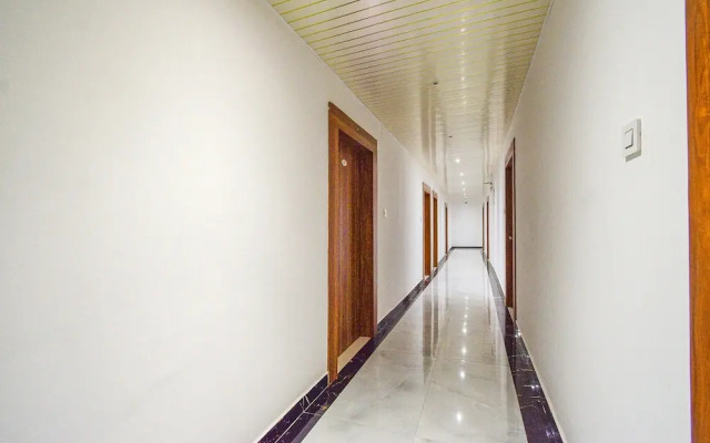 Fabhotel Srs Grand