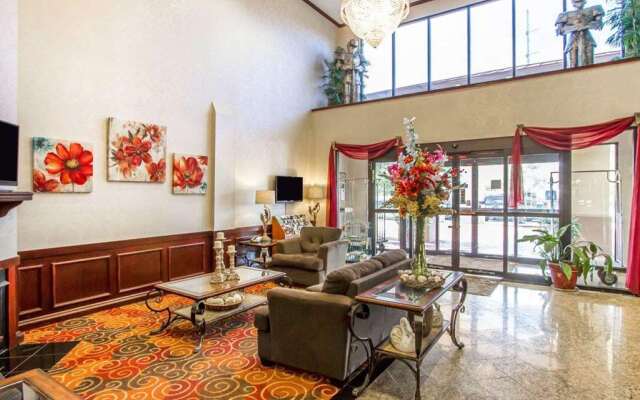 Comfort Suites Mobile East Bay