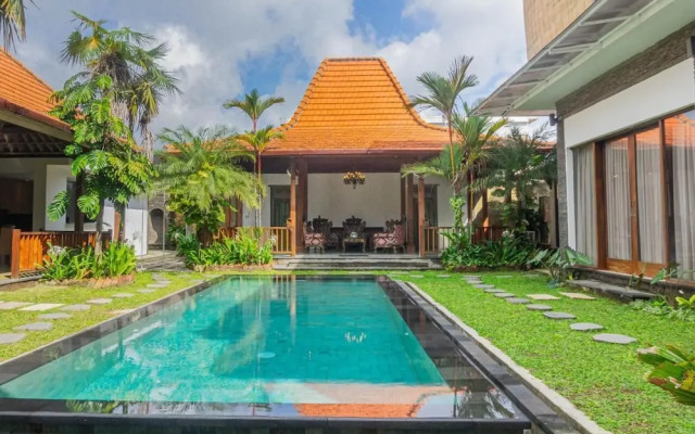 Lavender - Gumicik, Ketewel