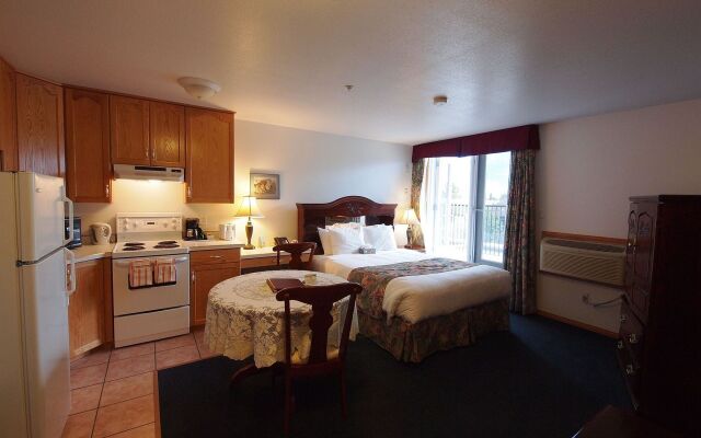 Executive House Suites Hotel & Conference Centre