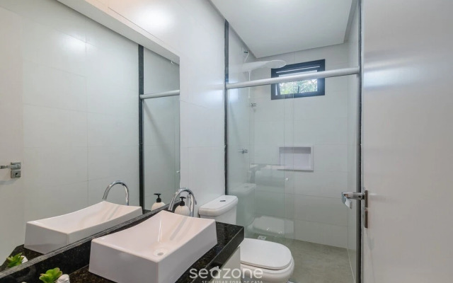 Apartments With Swimming Pool 700m From Taperapuan Beach Nvm0009