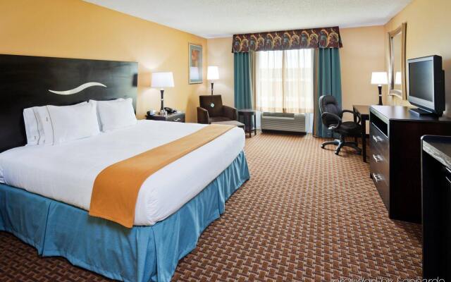 Holiday Inn Express & Suites Somerset Central, an IHG Hotel