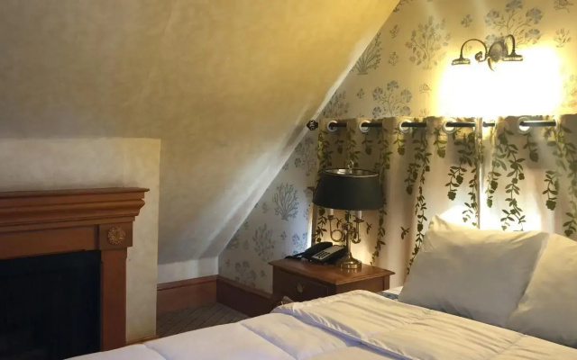 Pacific Grove Inn