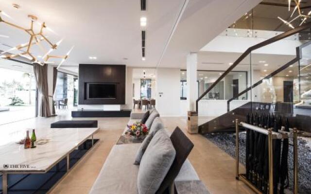 THE FIVE - 5BR - Ocean Villas Da Nang