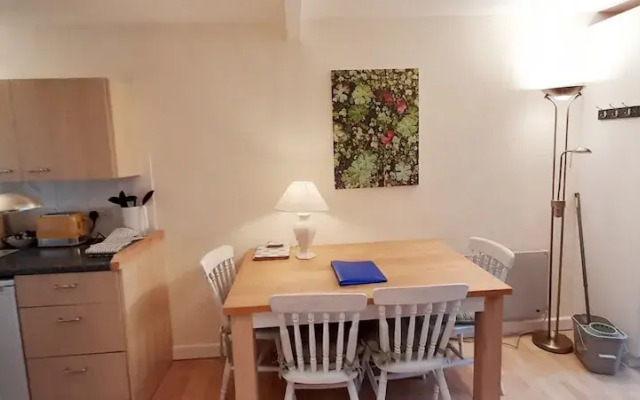 Sheena's Dartmouth Chalets