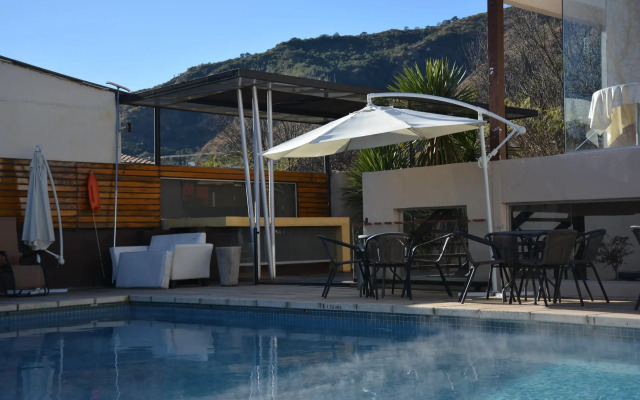 Piazza Hotel