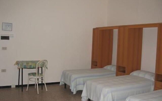 Ostello Casa per Ferie Stella Marina - Hostel