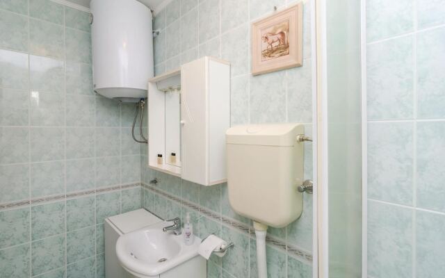 Nice Home in Gruda With Wifi and 1 Bedrooms