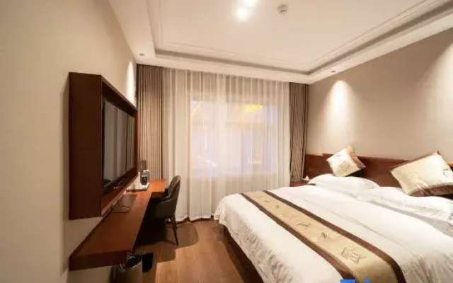 peninsula holiday inn