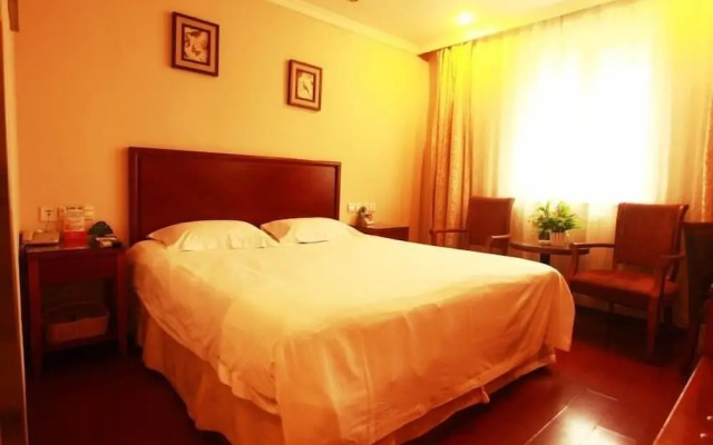 GreenTree Inn JiNan Bus Terminal Station Express Hotel