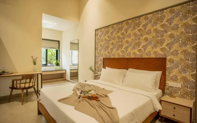 Cloud7 Waves Luxury 4 BHK Villa by Elivaas