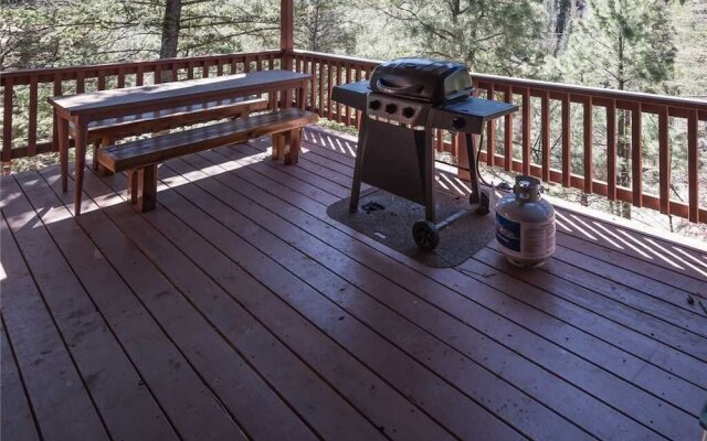 Riverside House - Three Bedroom Cabin