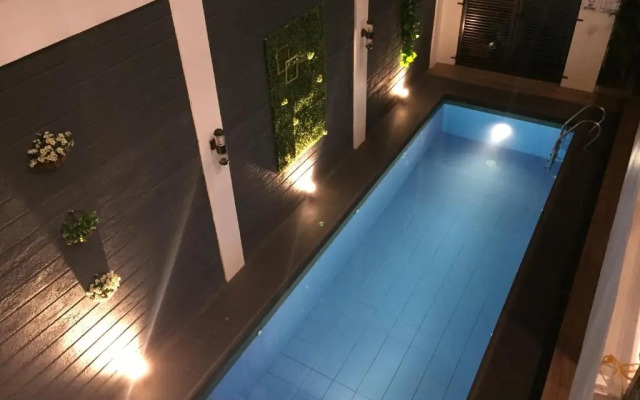 Andeo Suites