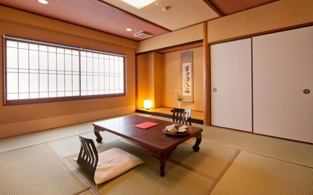 Ryokan Oomuraya