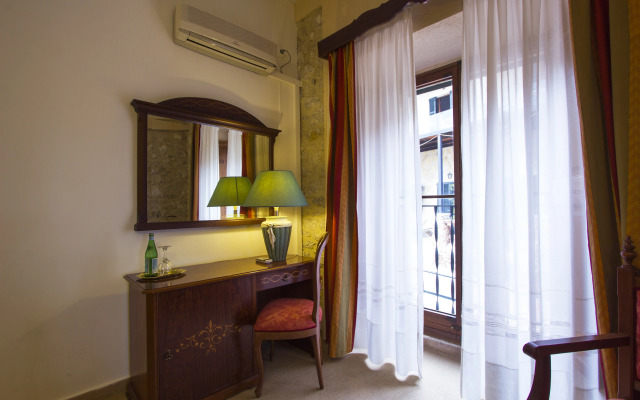 Hotel Rural Monnaber Nou & SPA