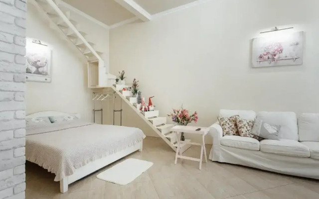 Apartment near Opera Theater