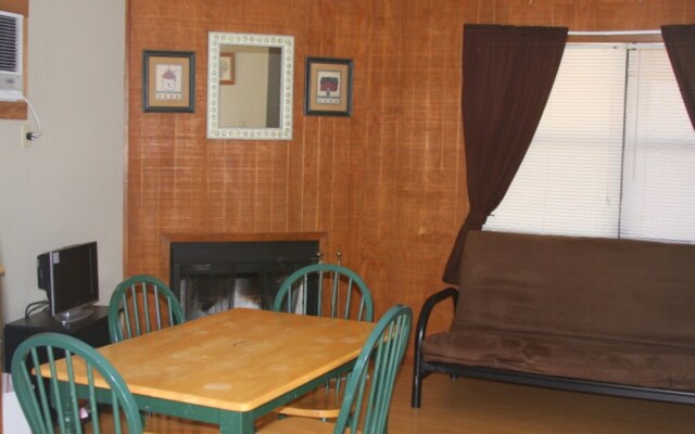 Utopia River Retreat