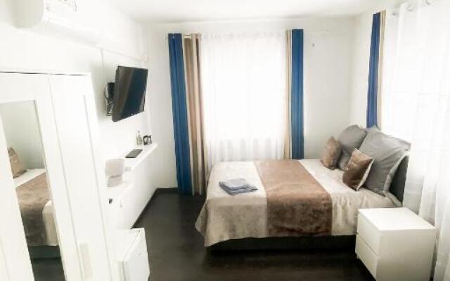 Tau Design Hotel