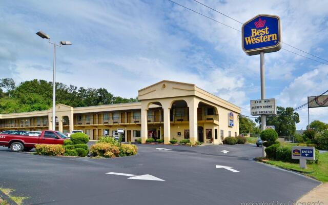 Econo Lodge Inn & Suites near Chickamauga Battlefield