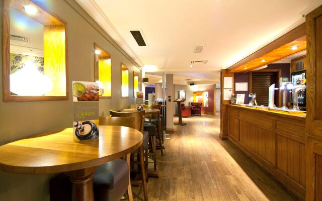 Premier Inn Glasgow Airport