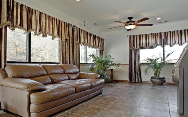 Affinity Inn and Suites