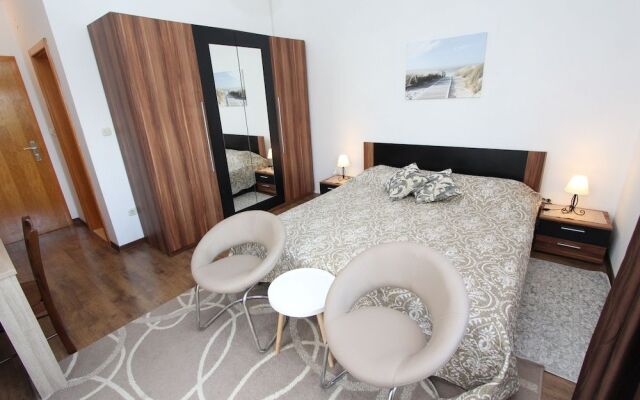 Apartments Alto