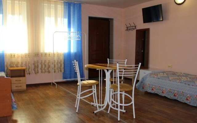 U Azovskovo Morya Mini-hotel