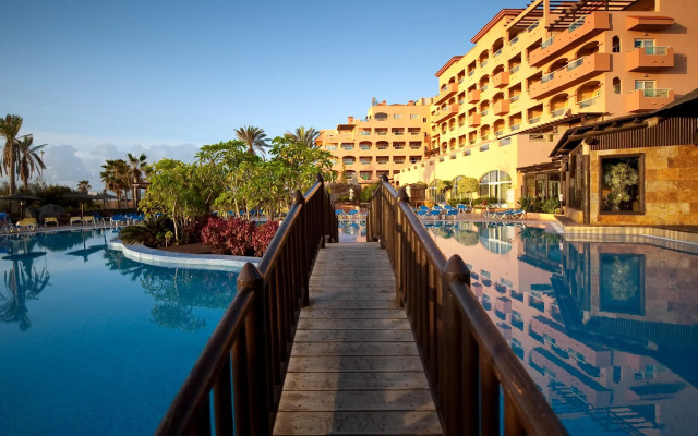 Elba Sara Beach & Golf Resort