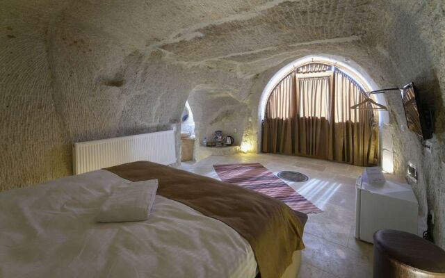 My Cave Suites